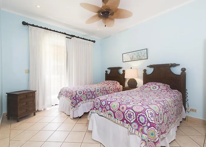 Apartment Sunrise 33- 3 Bedroom Poolside Tamarindo